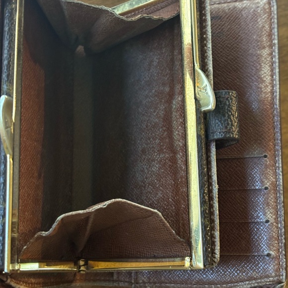 Louis Vuitton Monogram French purse wallet 💯 authentic - Picture 8 of 12